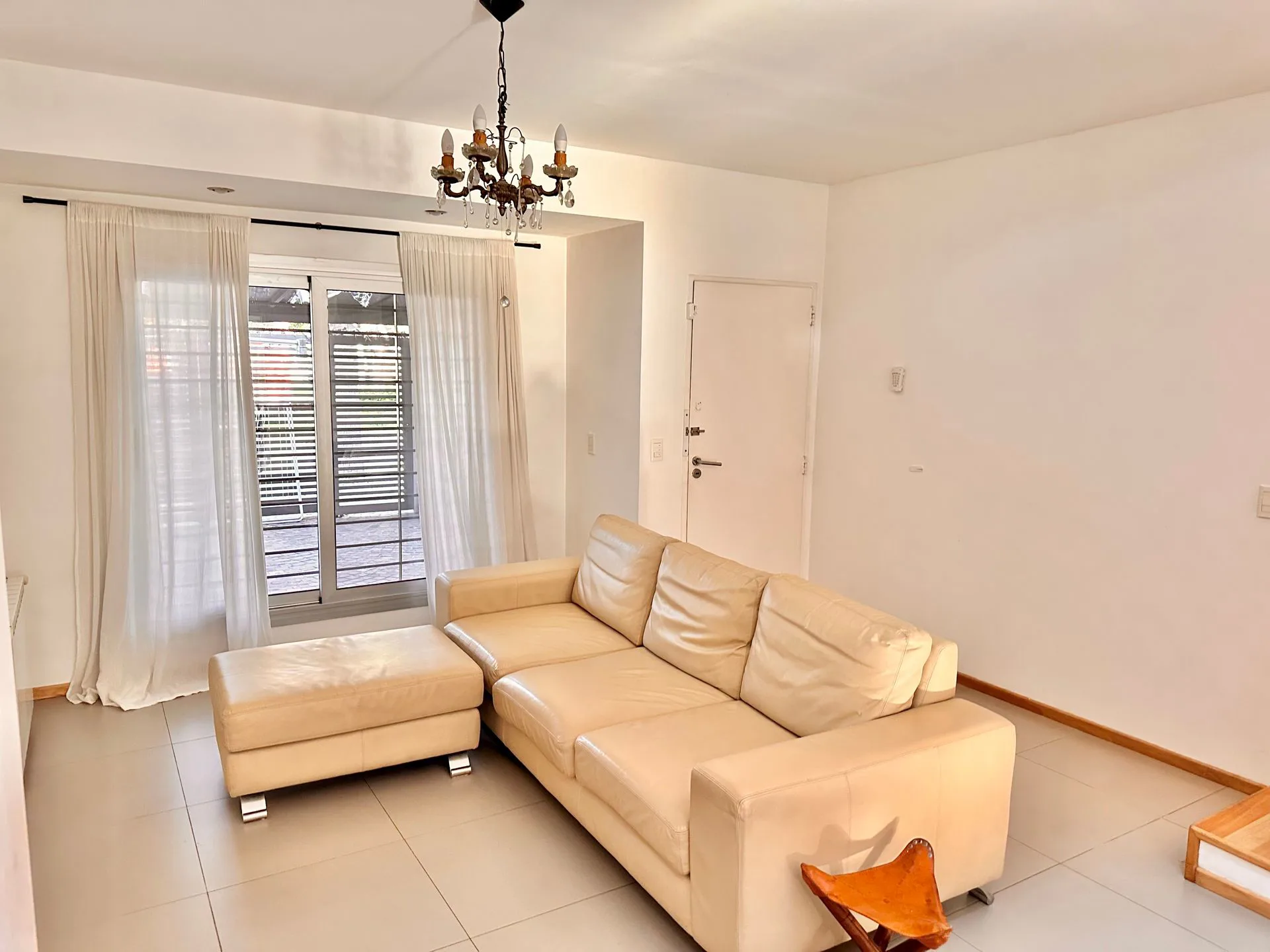 Alquiler Duplex 5 Amb Olivos Jardin foto 3