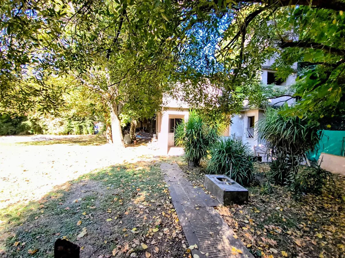 CASA A REFACCIONAR LA REJA foto 3