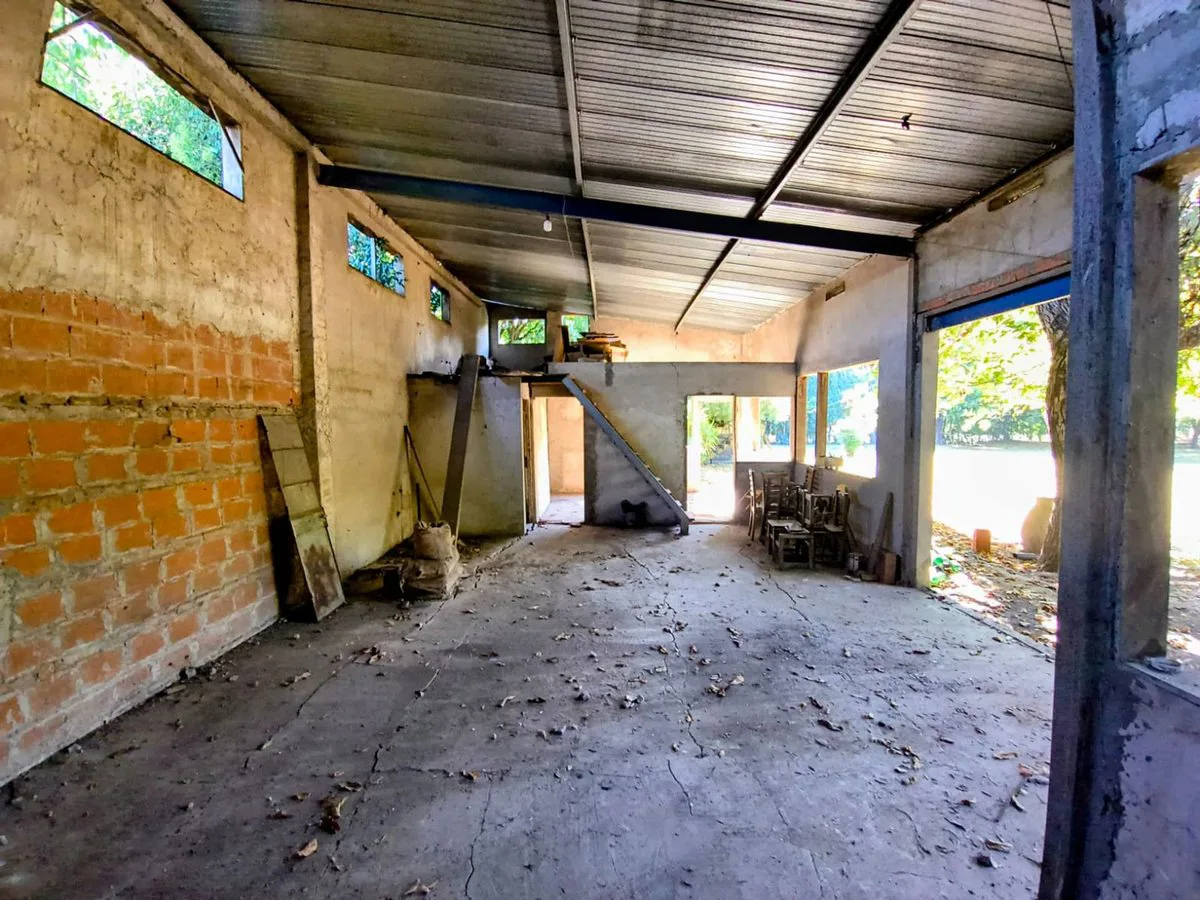CASA A REFACCIONAR LA REJA foto 4