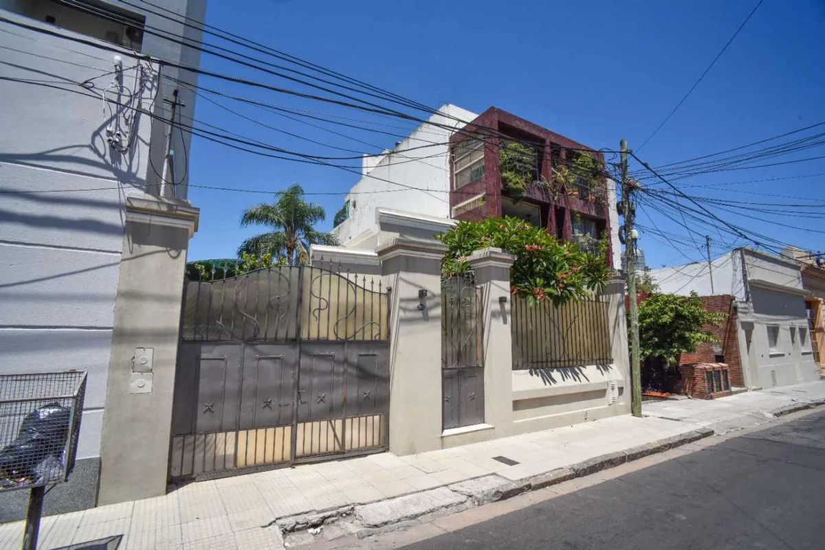 Venta casa 2 dormitorios en barrio sur foto 2