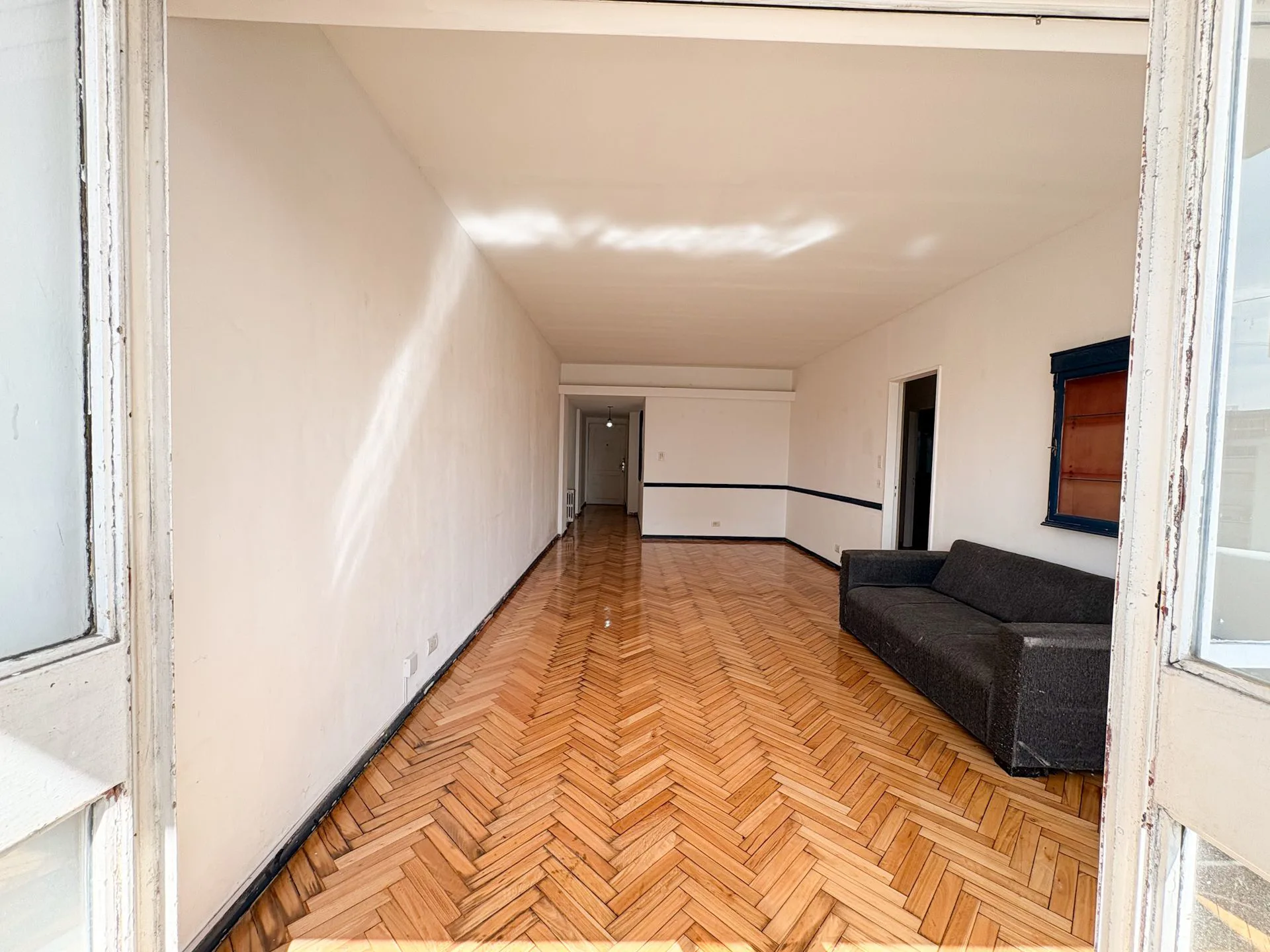 VENTA 4 AMB Y DEPENDENCIA BALCON LUMINOSO V CRESPO foto 5