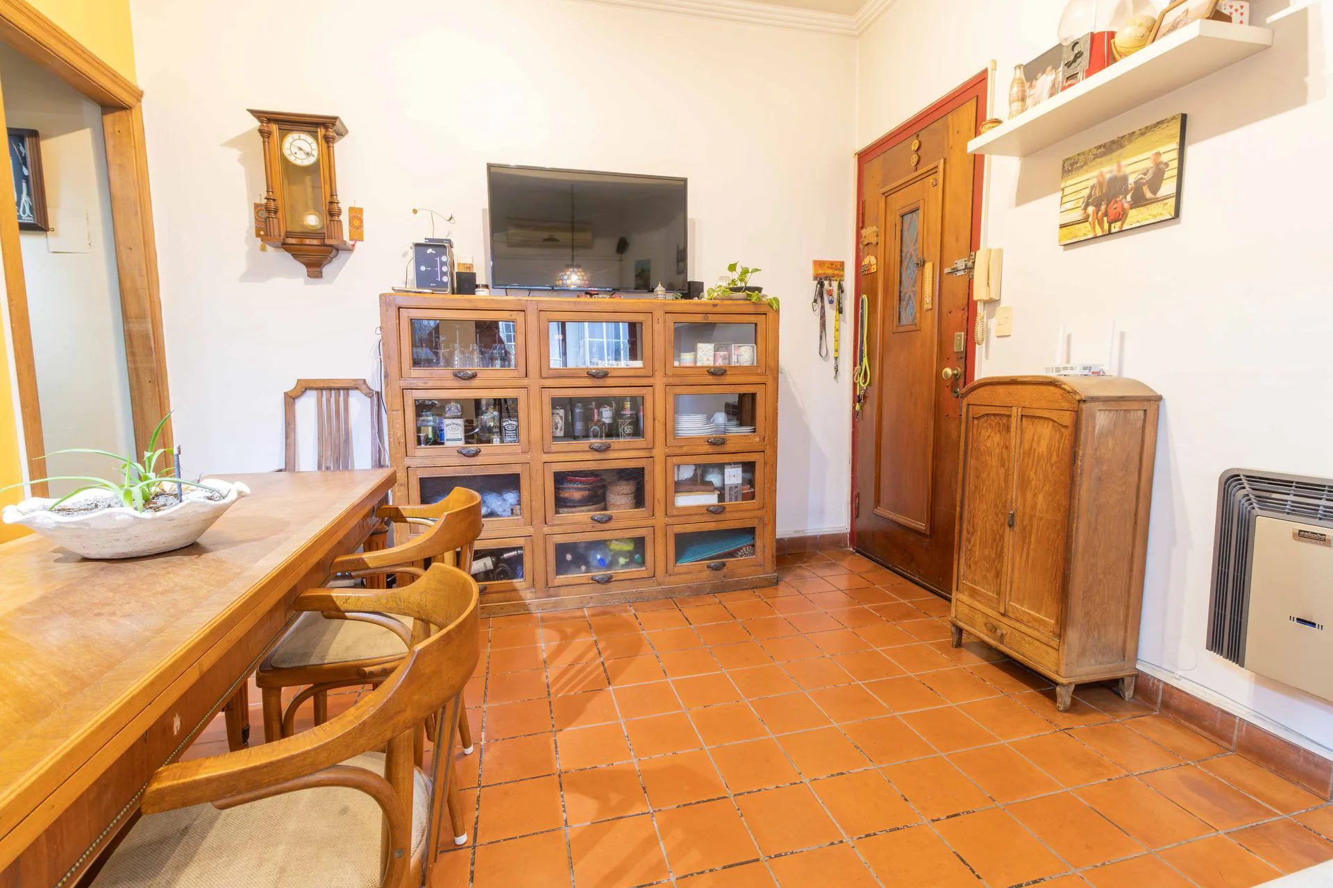 Venta Hogar Obrero: 3 Amb + Escritorio y Mucha Luz foto 4