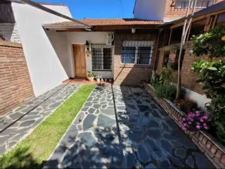 OLIVOS UNICENTER, chal.duplex 1 pta., cochera, foto 3