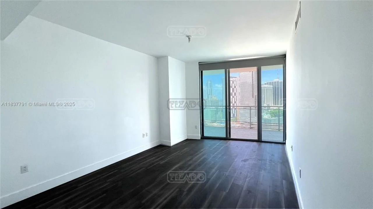 350 S Miami Ave #2401 300 foto 4