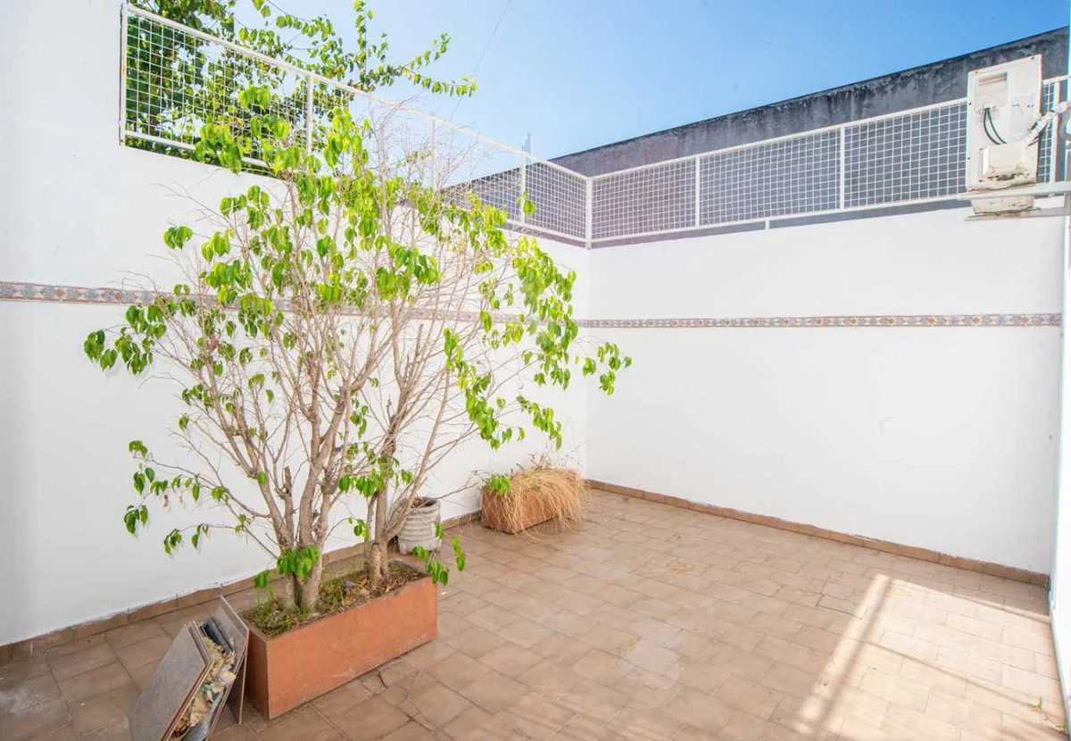 VENTA PH 2 AMB C/ PATIO Y TERRAZA PROPIA MATADEROS foto 3