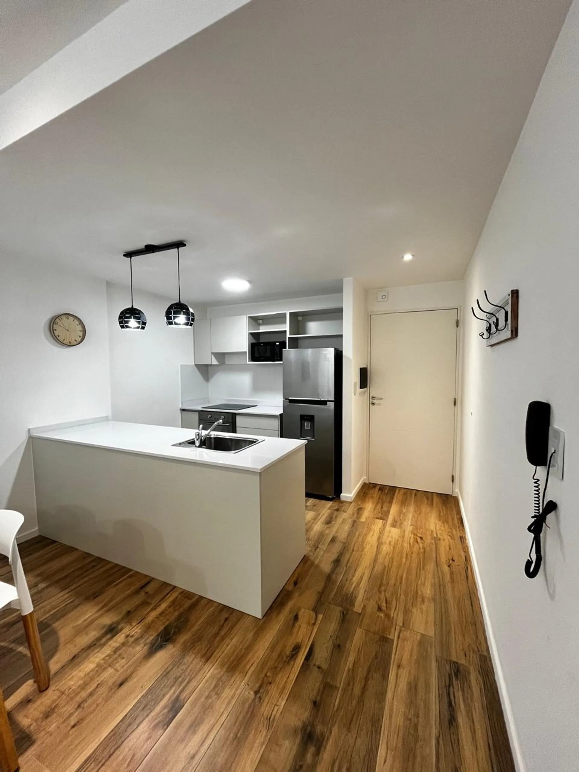 Depto en venta + cochera GARDEN INN RESIDENCES foto 2