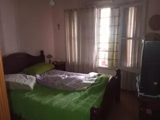 CASA LOTE PROPIO CERCA AVENIDA PERON foto 3