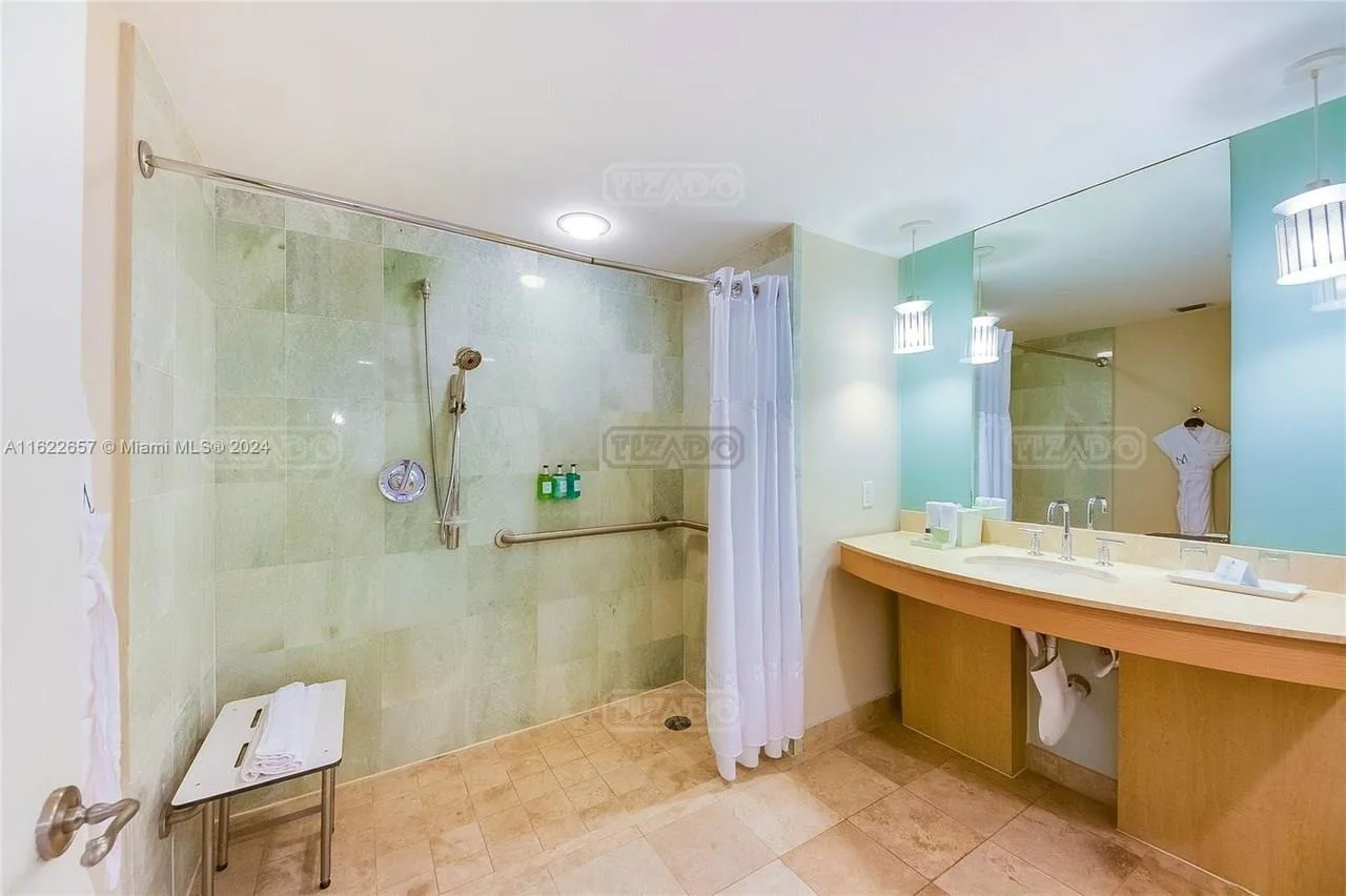 18683 Collins Ave #503 18600 foto 5