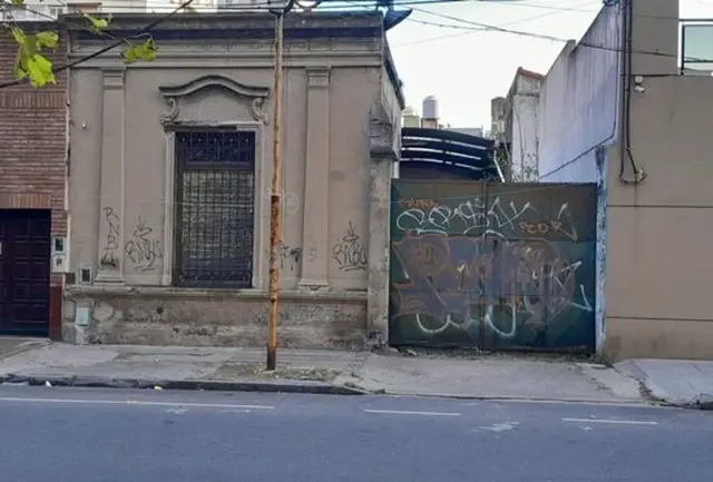 LOTE EN VENTA EN AVELLANEDA CON PREFACTIBILIDAD.