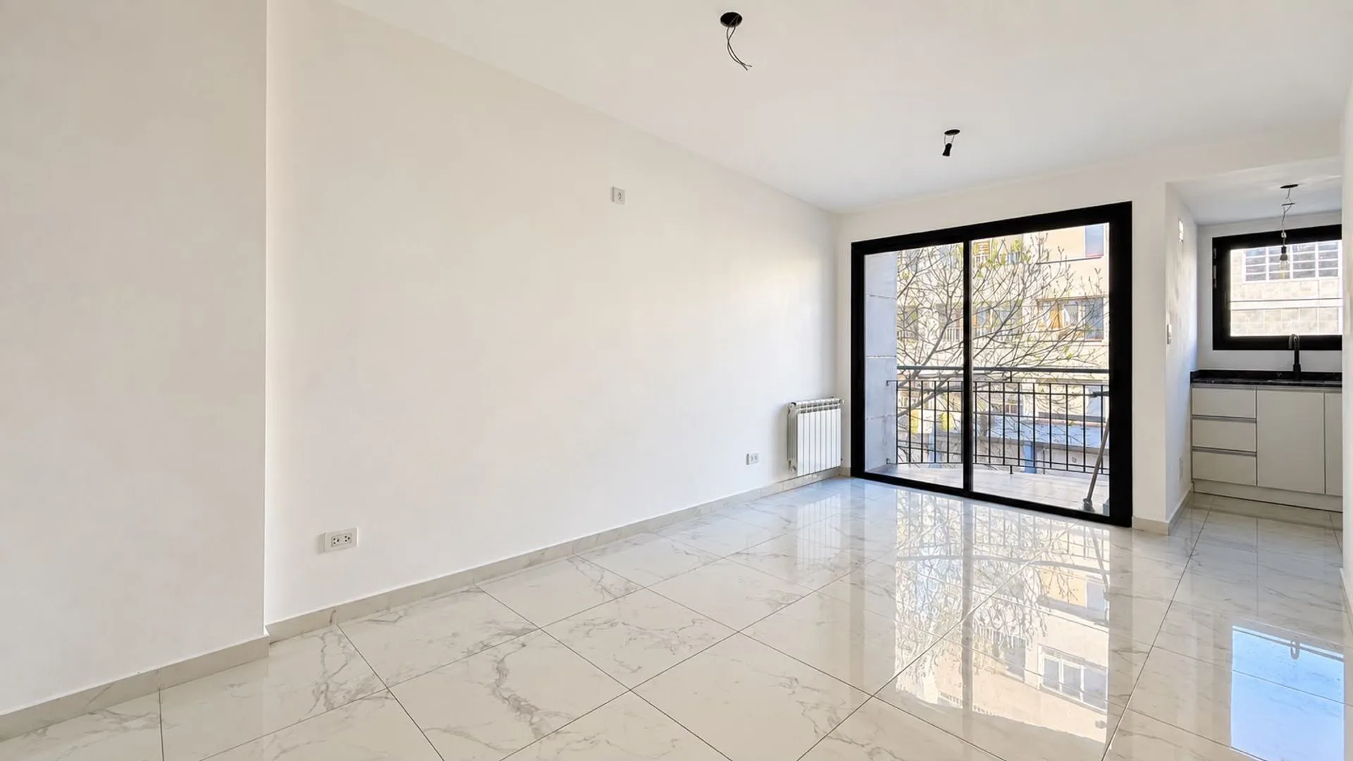 VENTA DEPARTAMENTO 2 AMBIENTES LA PERLA NORTE foto 4