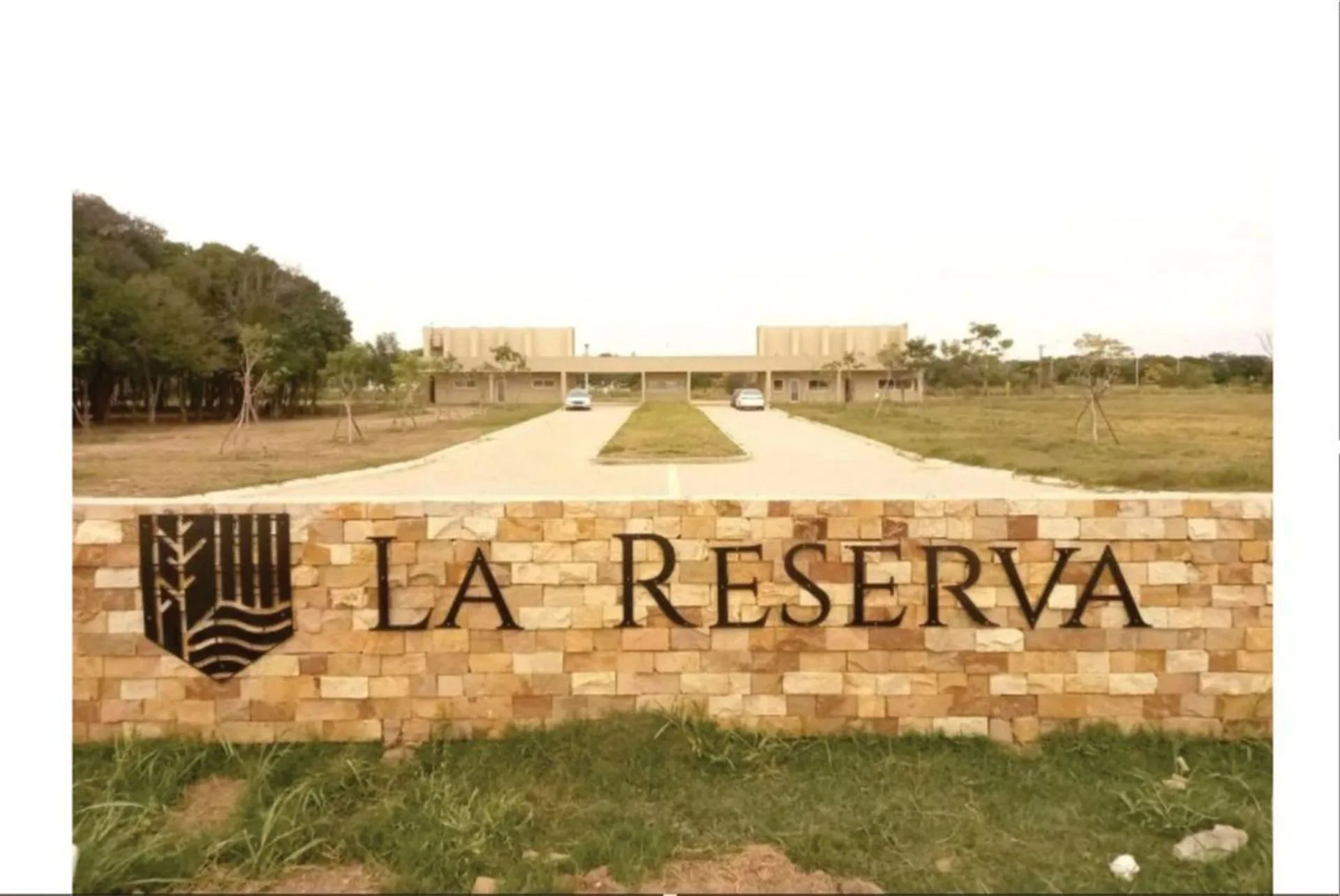 VENTA LOTE EN BARRIO PRIVADO LA RESERVA foto 2