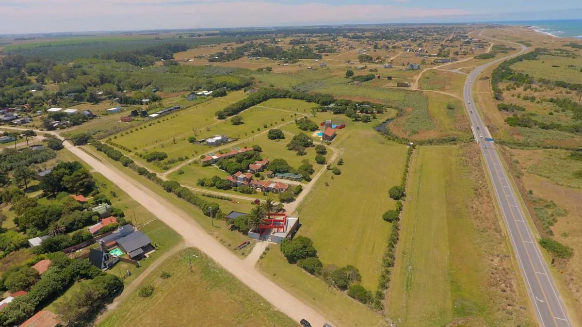 VENTA LOTE 497M2 BARRIO PRIVADO LAS BRUSQUITAS foto 4