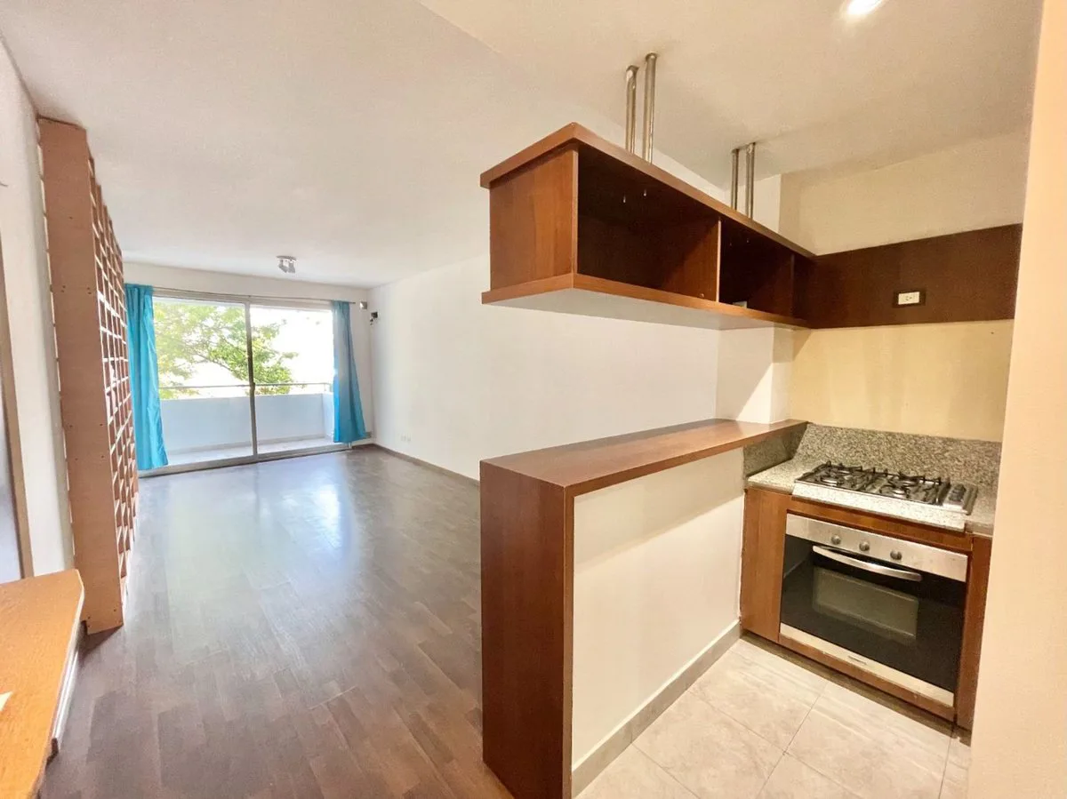 VENTA MONOAMBIENTE BAJO BELGRANO BALCON