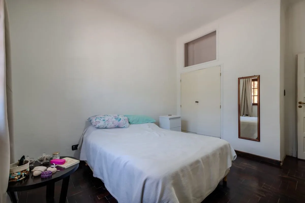 Venta Casa 3 ambientes con cochera y pileta foto 4