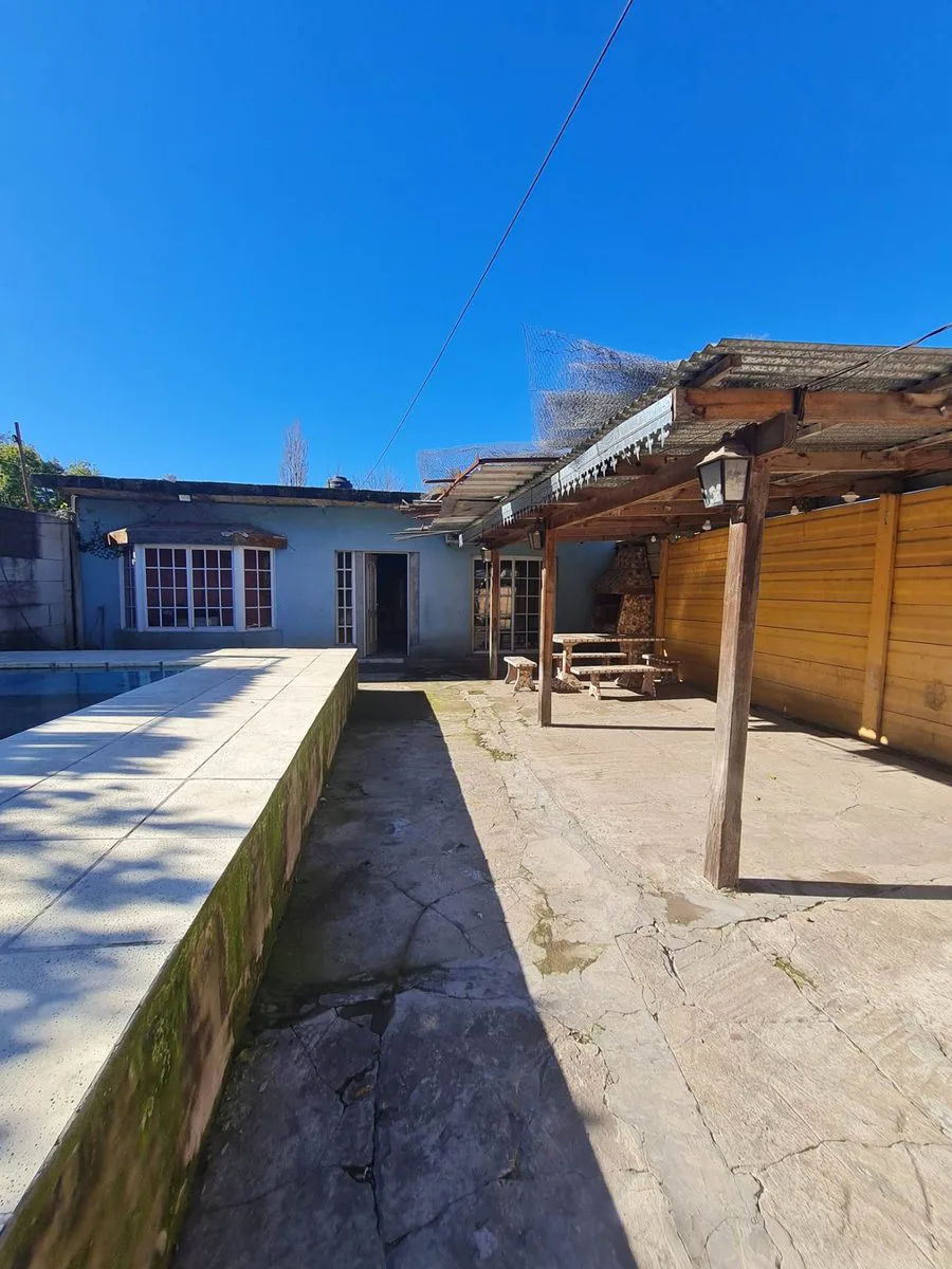 VENTA CASA PILETA LOTE 300 MTS JOSE C PAZ foto 4
