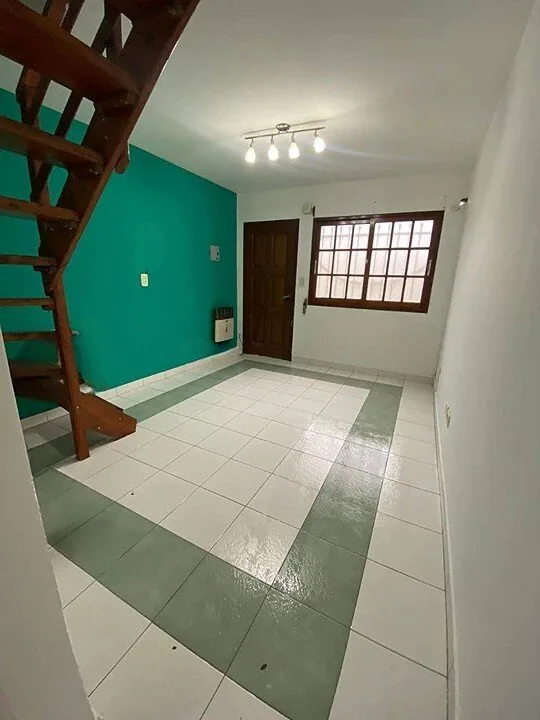 Duplex 2 ambientes con patio. Zona San Justo - la Matanza foto 2