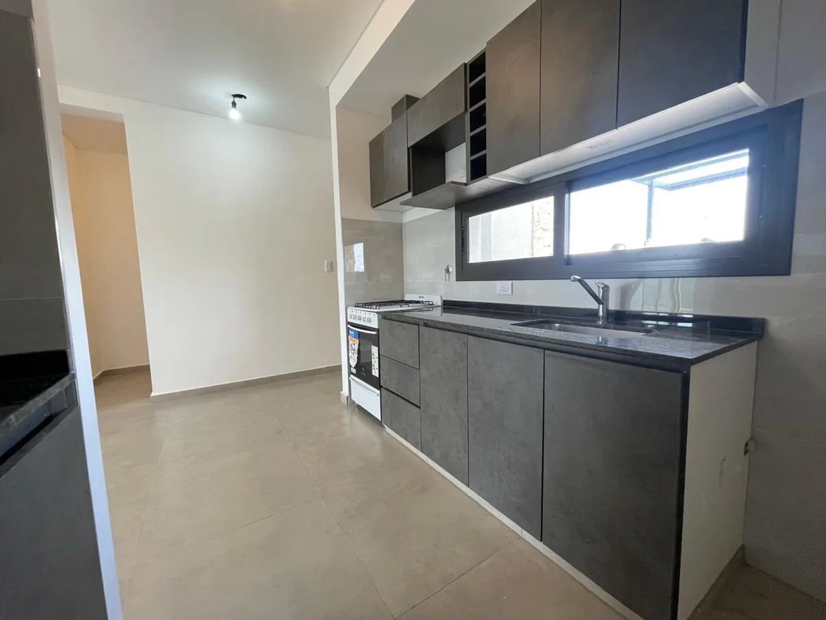 Venta de Casa a Estrenar 2 habitaciones Maipú foto 2