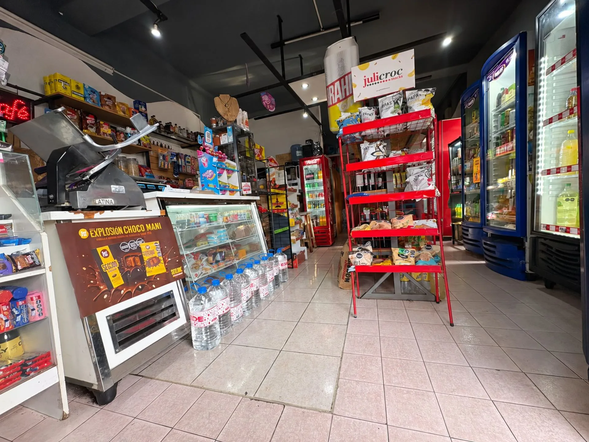 VENTA FONDO DE COMERCIO ALMACEN KIOSCO CAFE foto 4