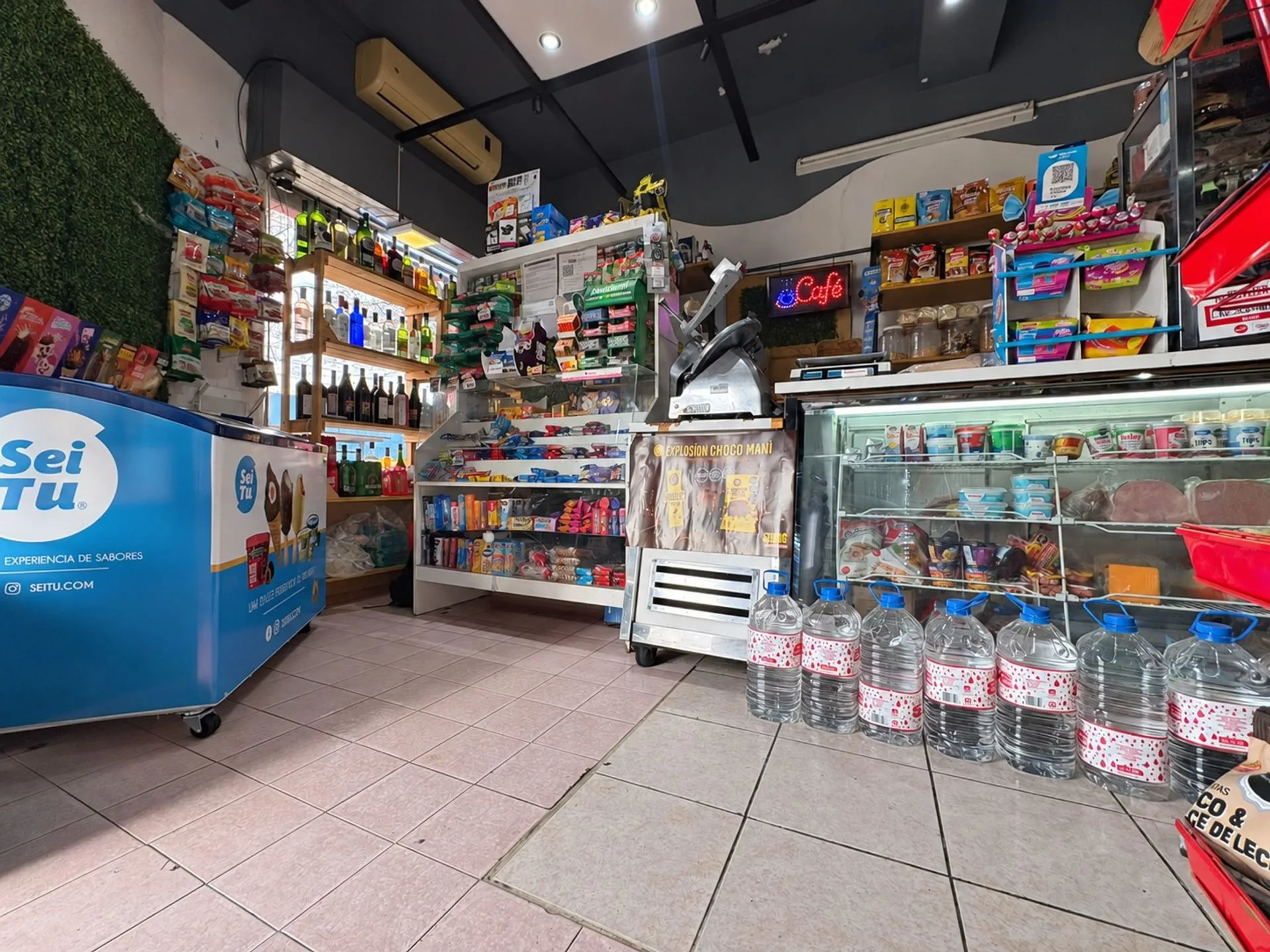 VENTA FONDO DE COMERCIO ALMACEN KIOSCO CAFE foto 5