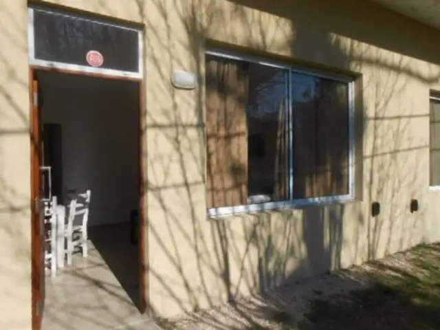 Departamento de 1 dormitorio con patio y jardín propios. A 200 mts del mar. Departamento en Venta.