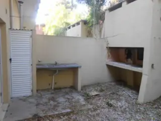 Departamento de 1 dormitorio con patio y jardín propios. A 200 mts del mar. Departamento en Venta. foto 5