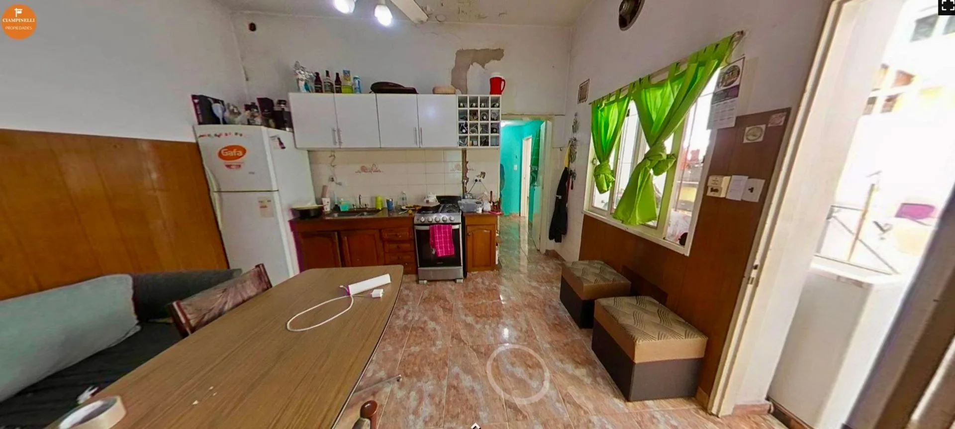Venta casa 2 familias a refaccionar San Justo foto 2