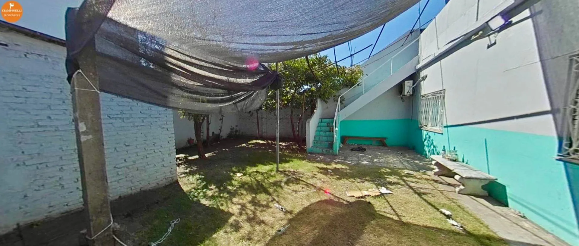 Venta casa 2 familias a refaccionar San Justo foto 3