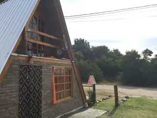 Cabañas Alpinas bien equipadas en Barrio Las dunas, Monte Hermoso foto 5