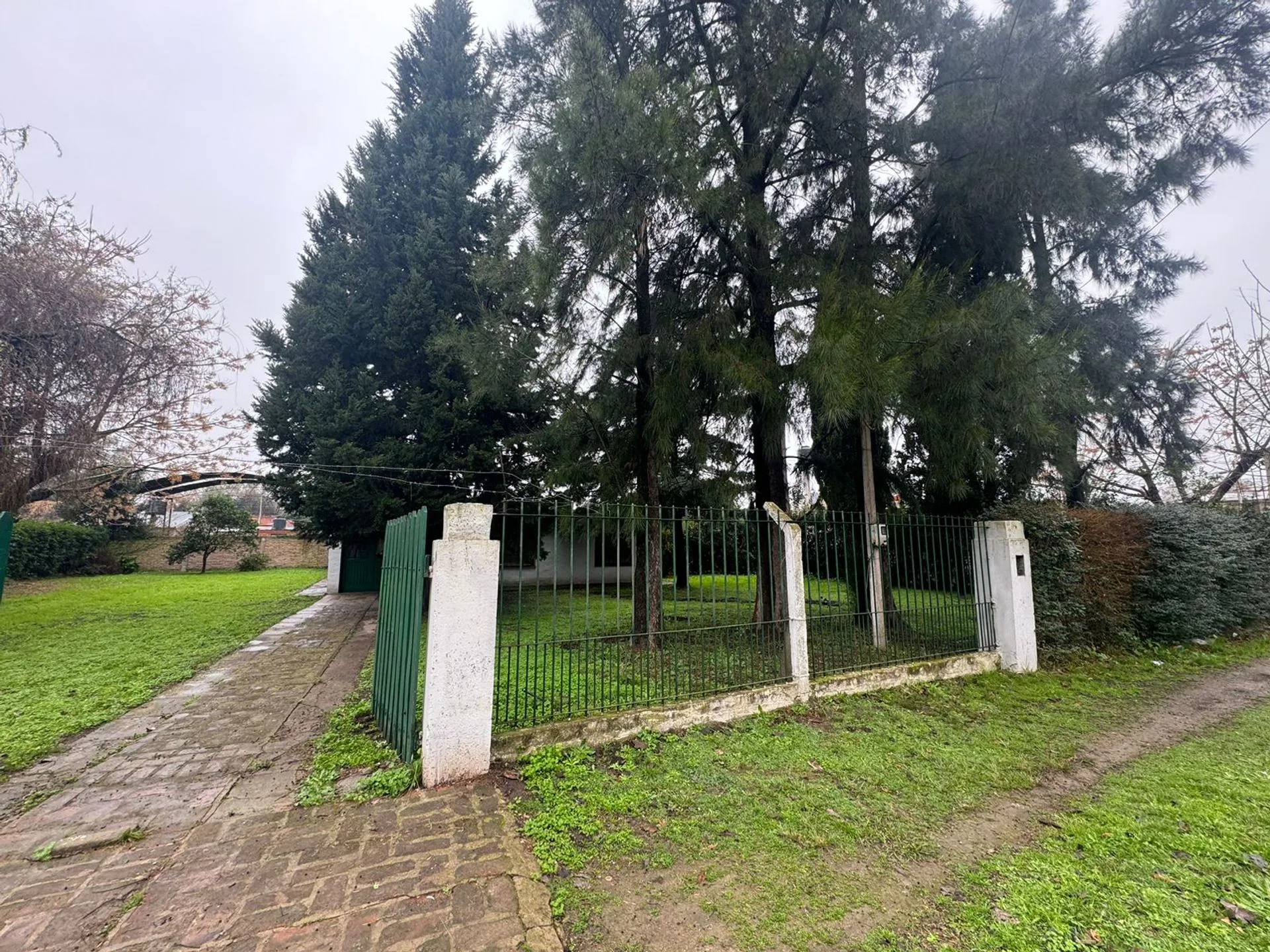 VENTA CASA QUINTA APTA CREDITO TRISTAN SUAREZ foto 2