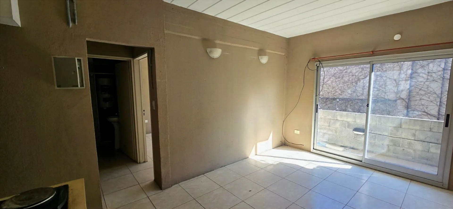 Venta depto 2 Amb Pque Patricios. Cochera y balcón foto 3