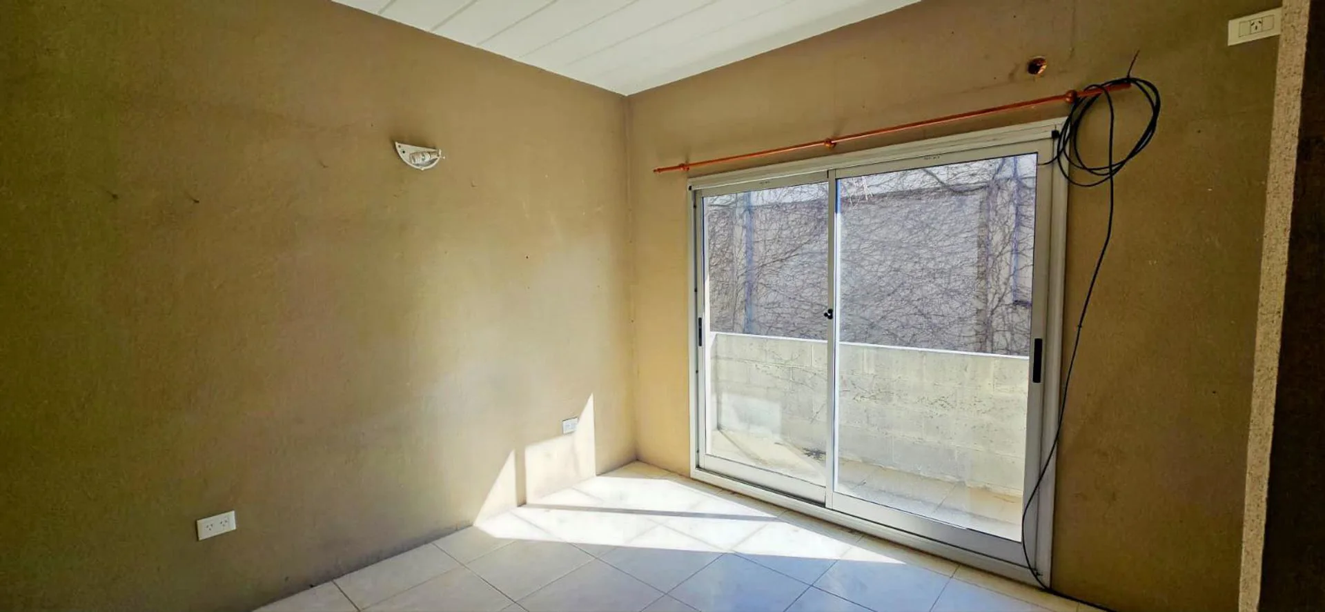Venta depto 2 Amb Pque Patricios. Cochera y balcón foto 4