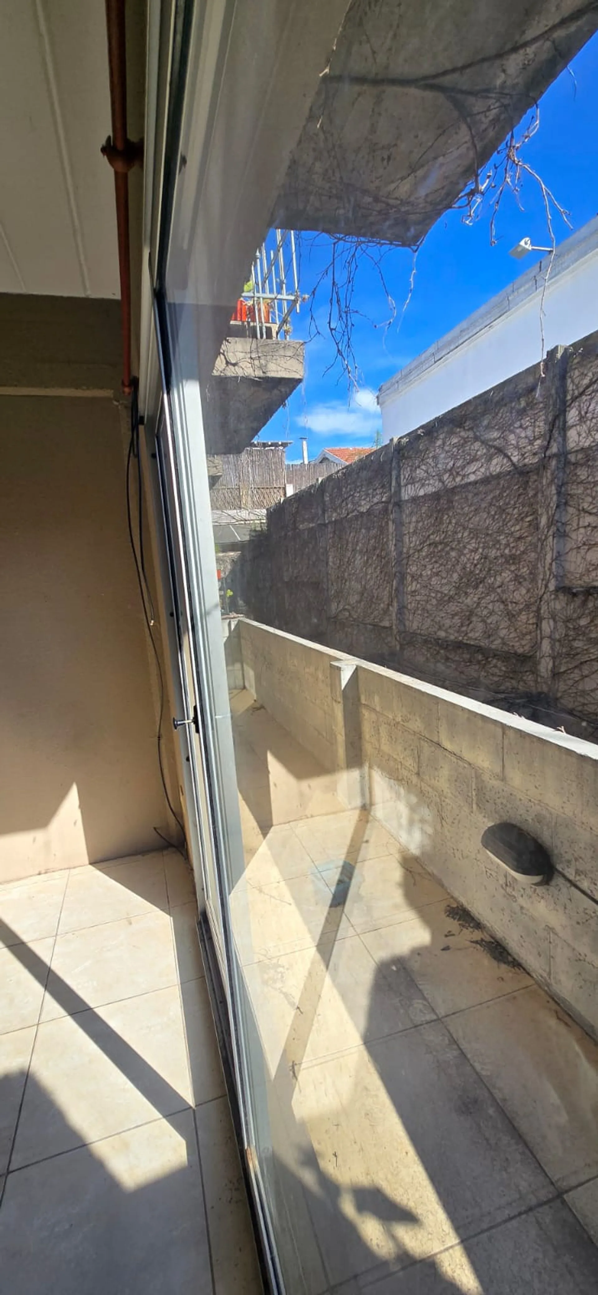Venta depto 2 Amb Pque Patricios. Cochera y balcón foto 5