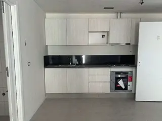 2 AMBIENTES EN EDIFICIO DE 8 PISOS , UNIDADES DE 4, 3 Y 2 AMBIENTES ,PISCINA , SUM, PARRILLA, COCHERAS foto 2