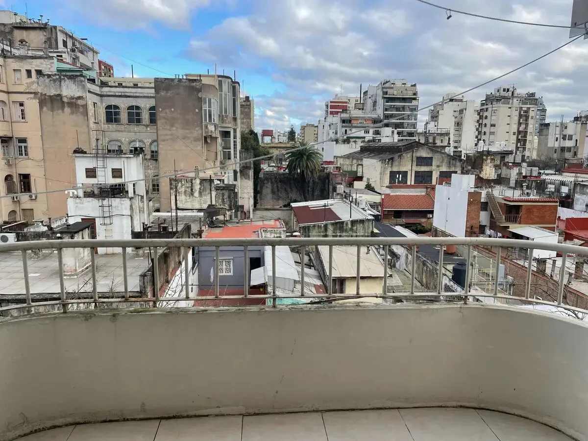 DEPARTAMENTO EN VENTA DE 3 AMBIENTES EN MONSERRAT foto 4