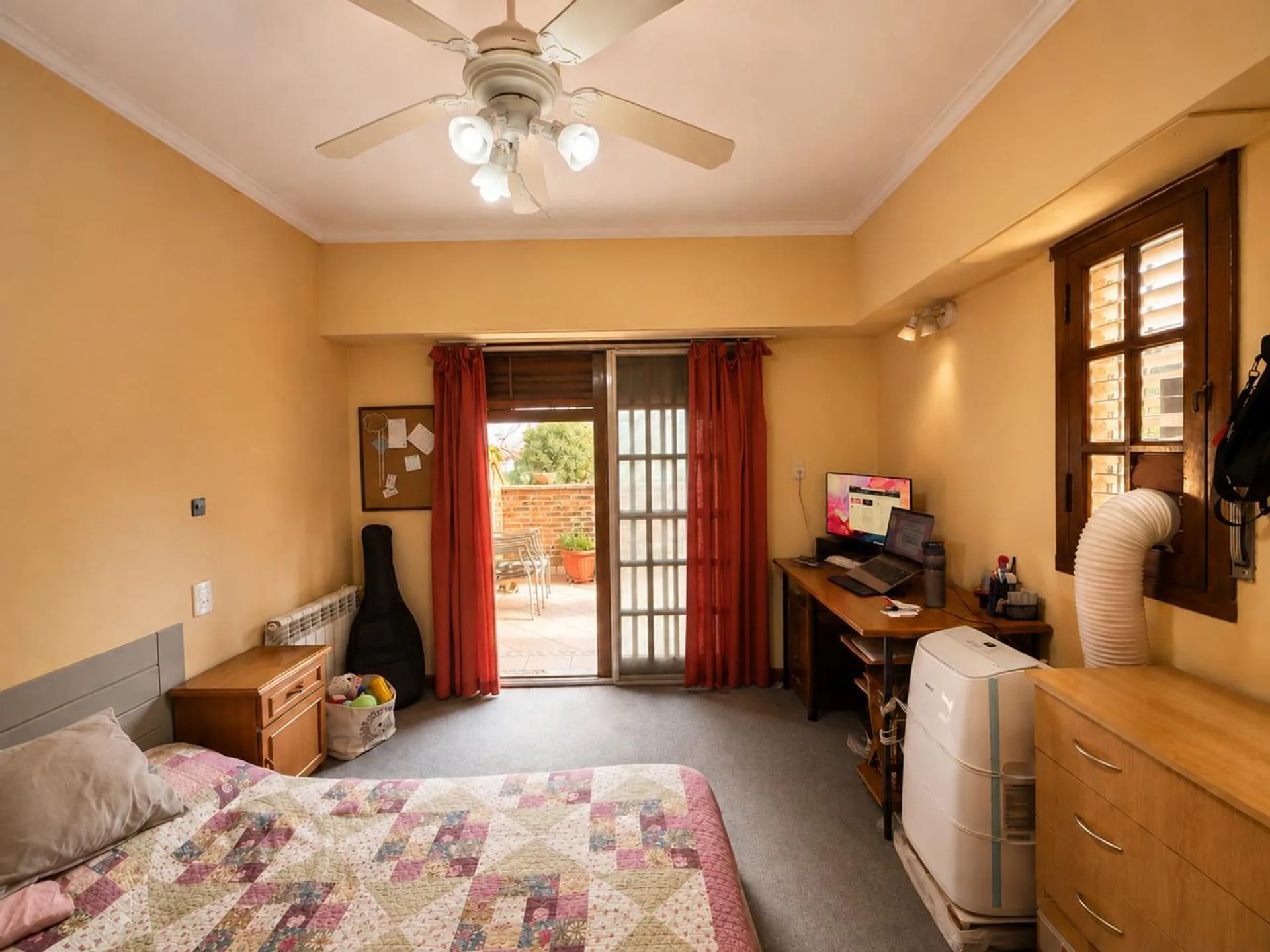 VENDE CASA C/EXCELENTE UBICACIÓN APTA CRÉDITO foto 5