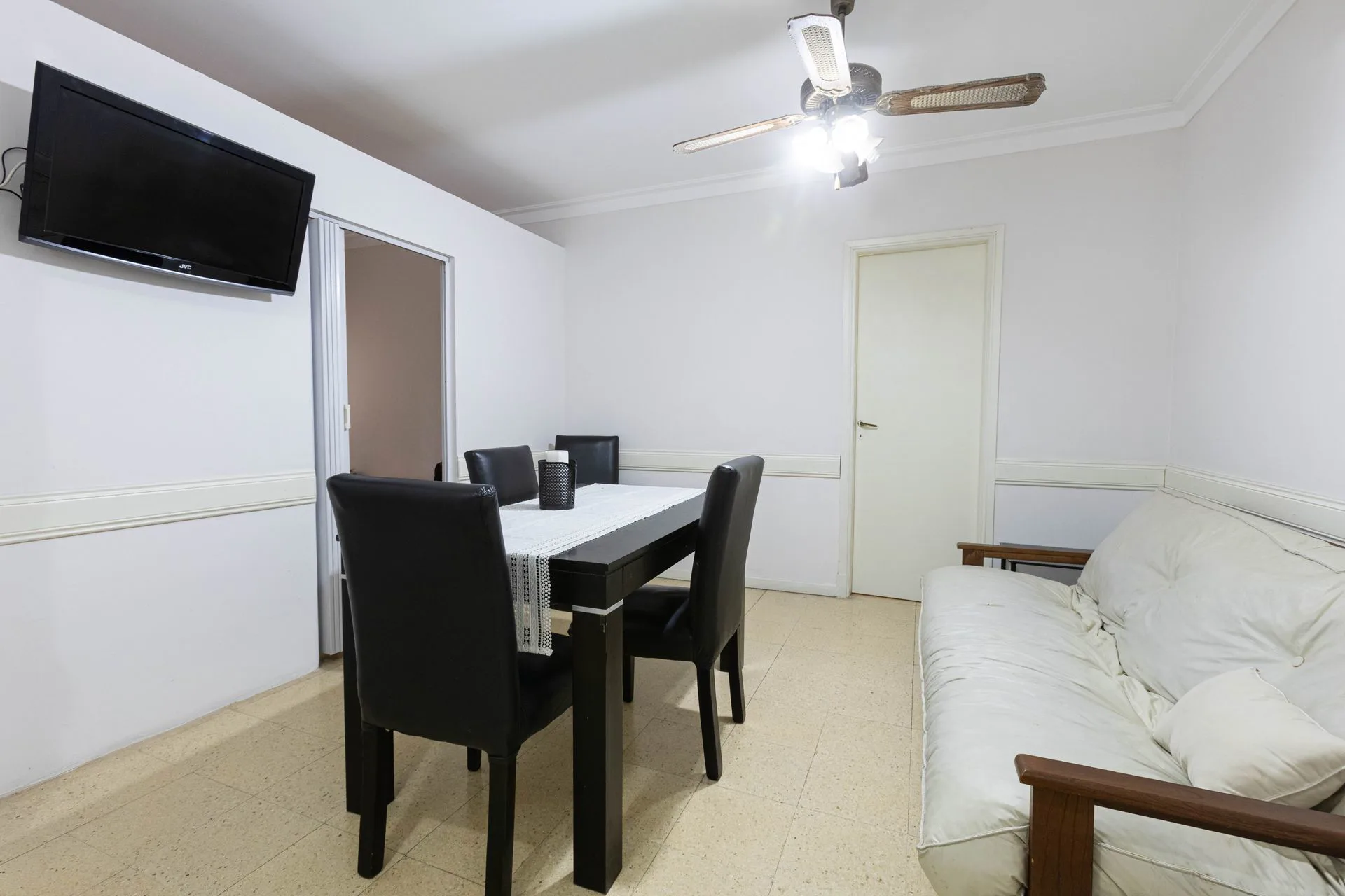 Venta departamento 2 ambientes Plaza Colon foto 3