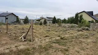 Excelente terreno con vista al Cerro Calafate en Barrio Villa Parque, cuenta con todos los servicios. Oportunidad uníca. foto 2