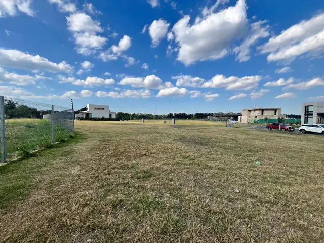 Bella Vista VENTA de Lote Nuevo Bo cerrado La Huella excelente entorno..