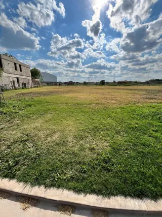 Bella Vista VENTA de Lote Nuevo Bo cerrado La Huella excelente entorno.. foto 3