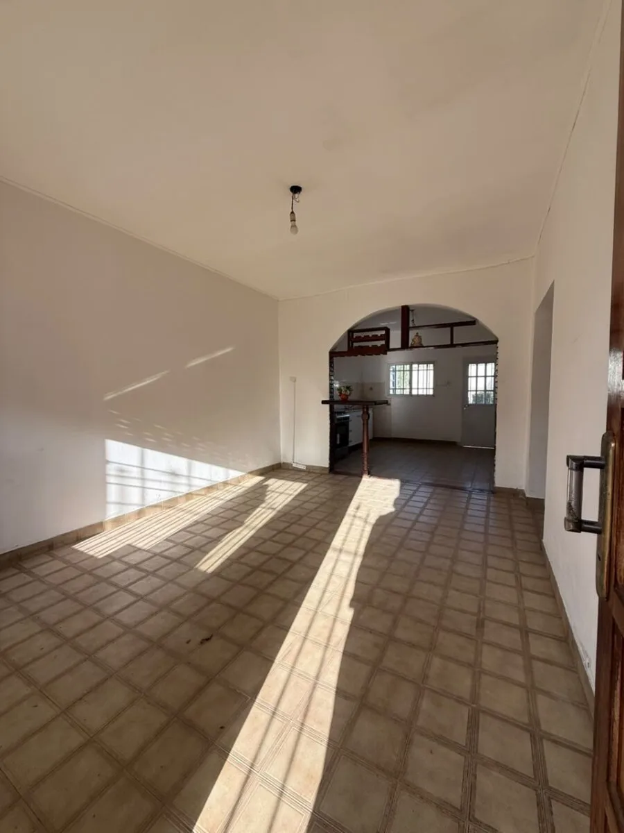 Venta de Casa 3 Ambientes en Moron Sur foto 3