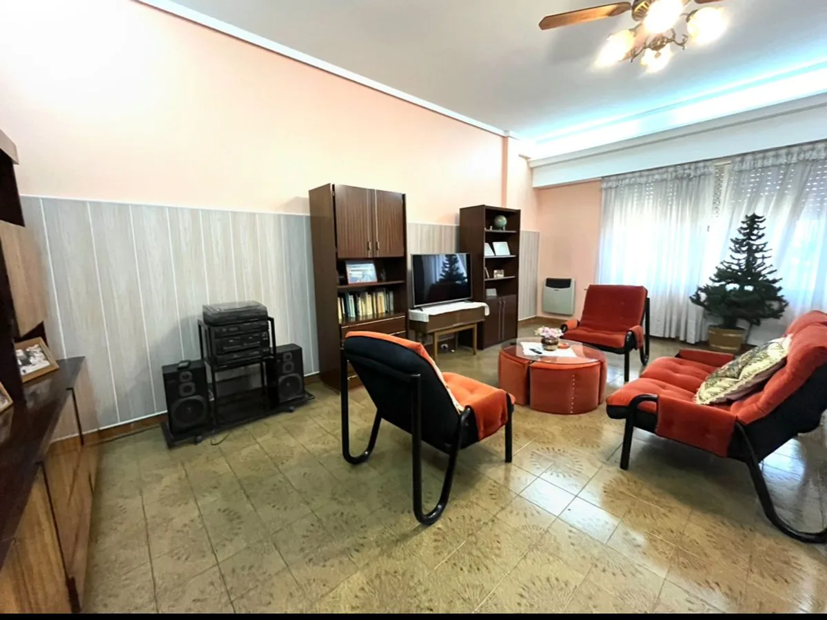 VENTA CASA LOTE PROPIO 3AMB.COCH PARQUE AVELLANEDA foto 5