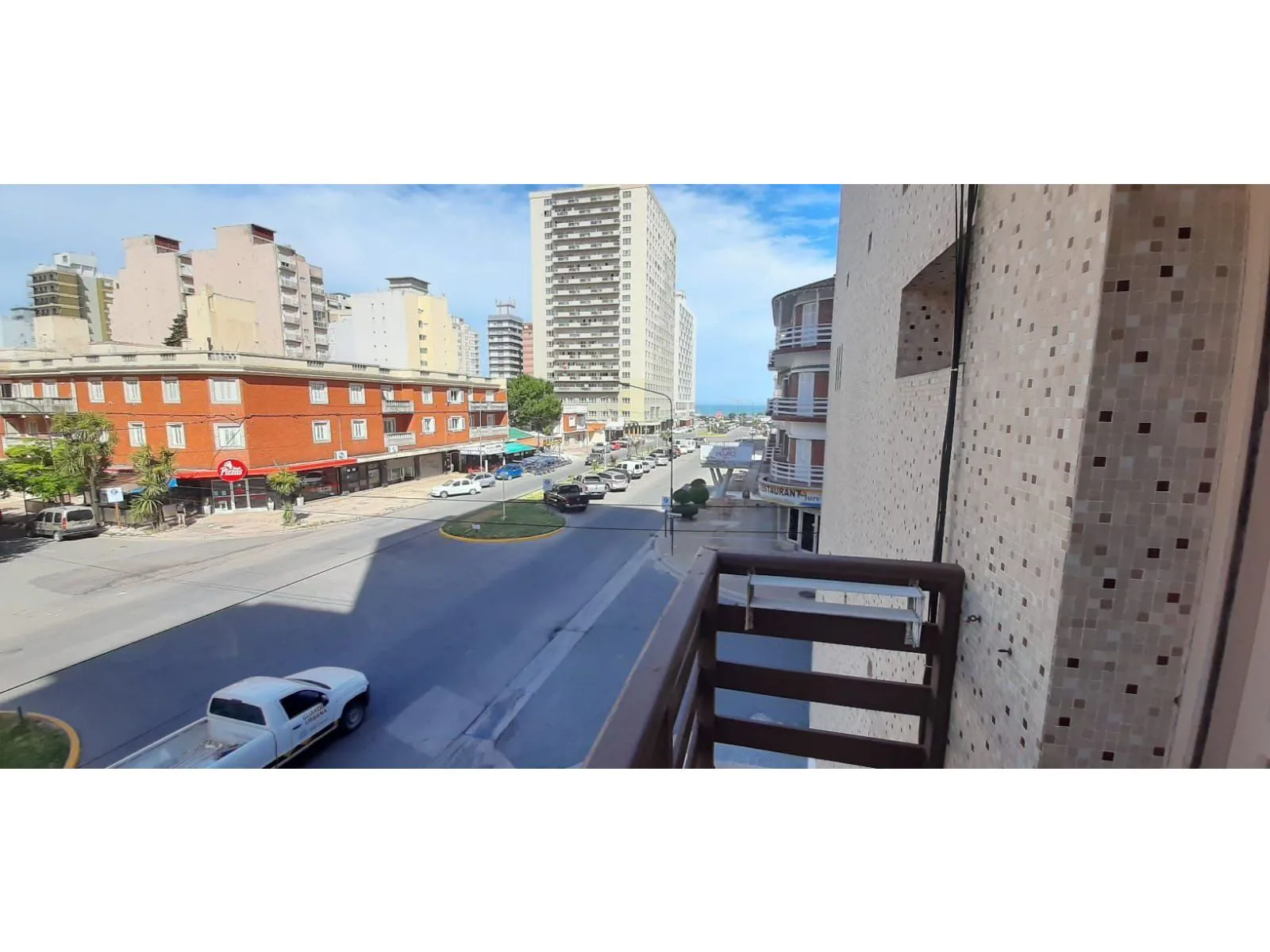 2-Bedroom Apartment with Balcony in Miramar, Metro Building – photo 10 of 12