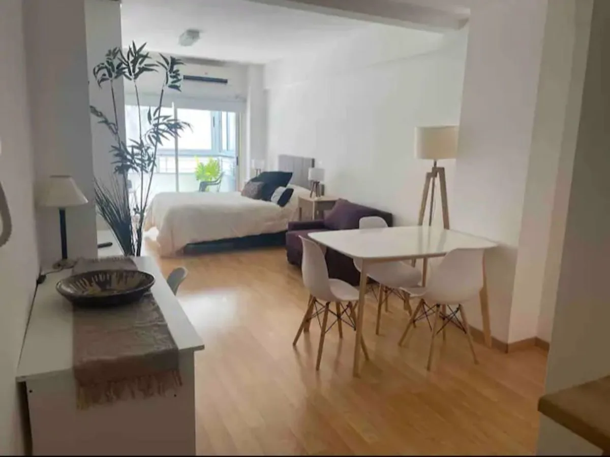 Alquiler Recoleta - 1 amb. div. Balcón Amenities foto 2