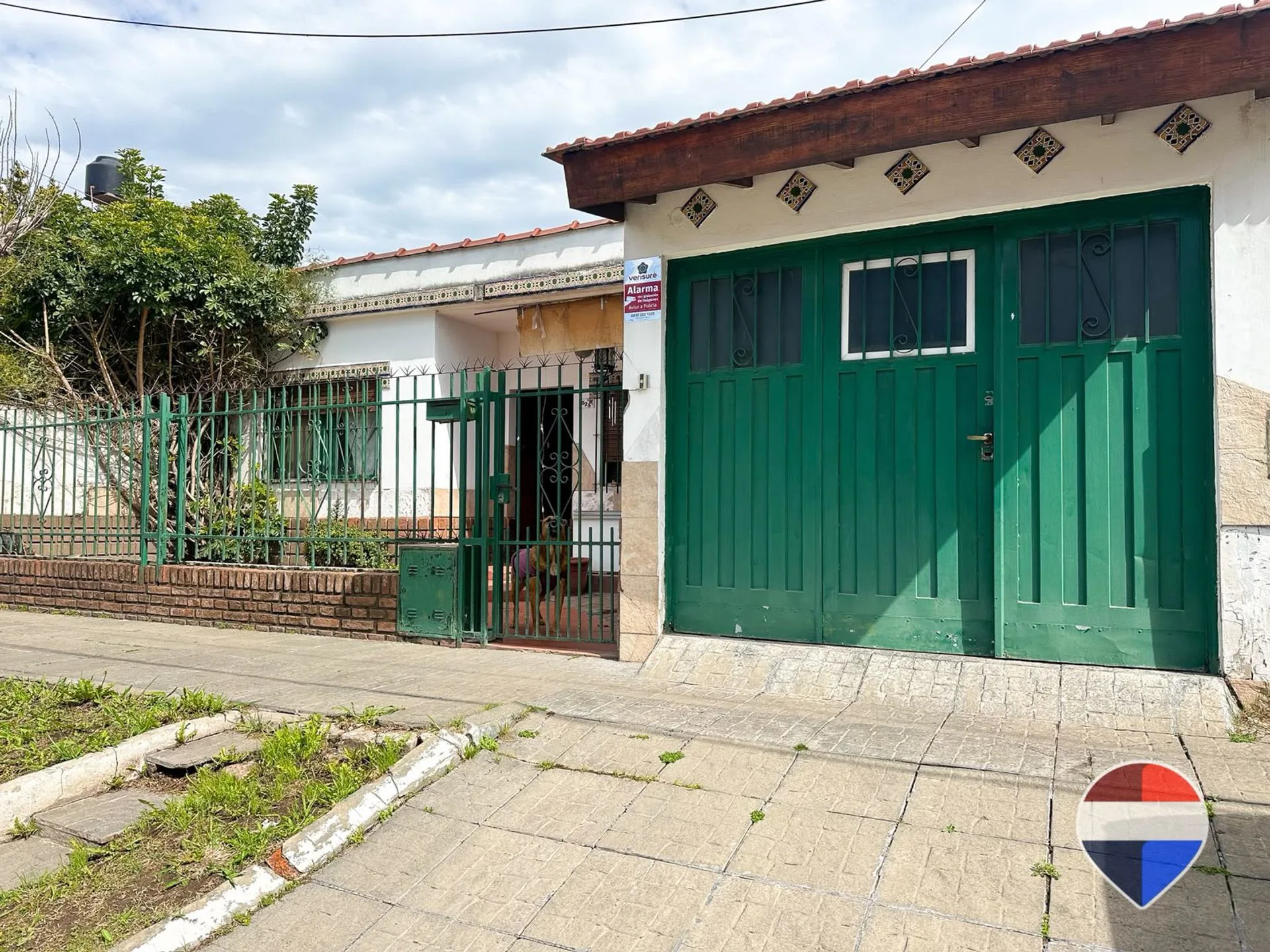 CASA EN VENTA MONTE GRANDE 4 AMBIENTES CON PARQUE foto 3