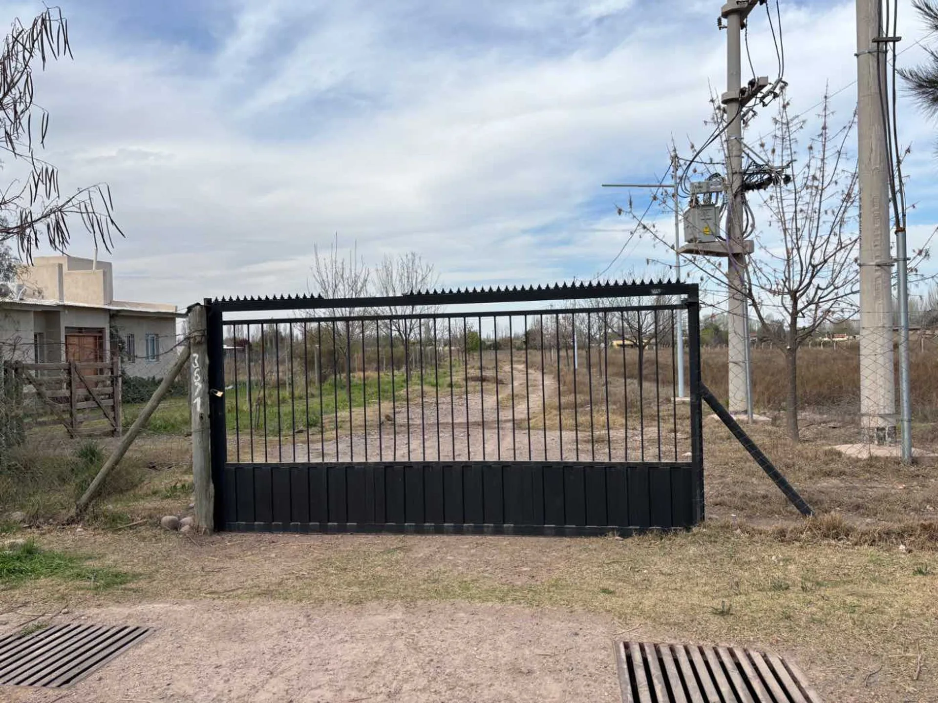 TERRENO EN VENTA CHACRAS DE CORIA VISTALBA foto 3