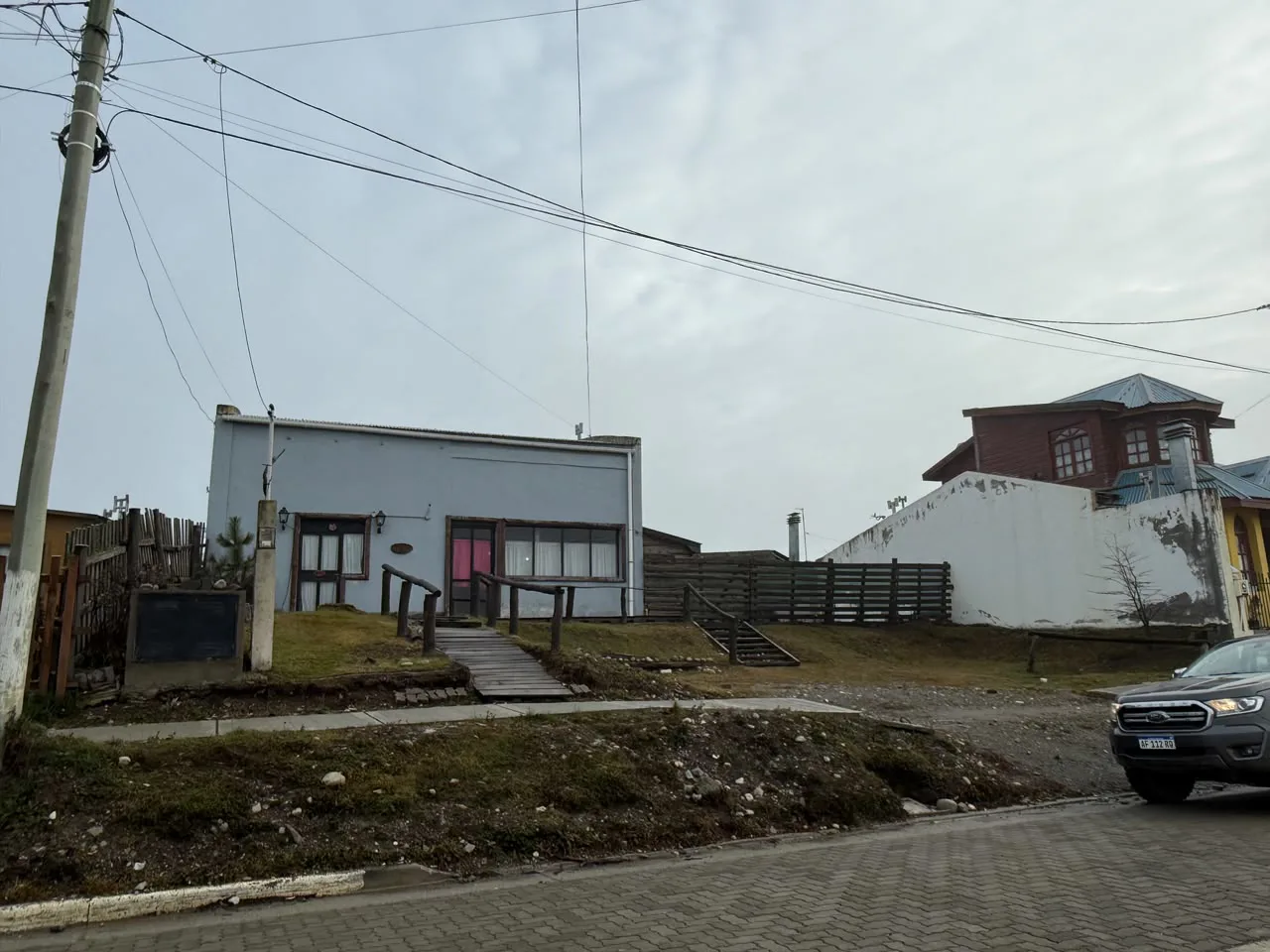 ALQUILER – HOTEL – TOLHUIN foto 2