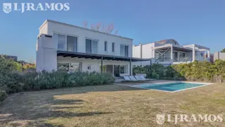 Casa a la laguna con 4 dormitorios en suite en Barbarita foto 4