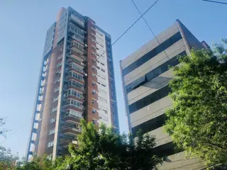 Montevideo 2400 - Oficina en venta , Barrio Lourdes foto 1