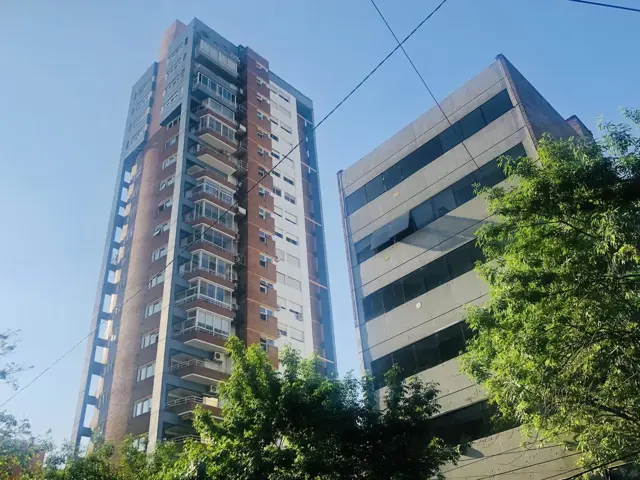 Montevideo 2400 - Oficina en venta , Barrio Lourdes