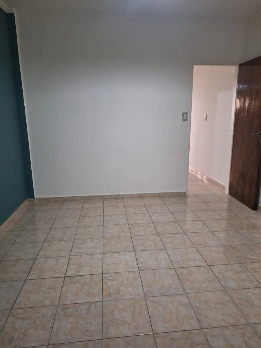VENTA DEPARTAMENTO 2AMB.C/PATIO VILLA LUZURIAGA foto 4